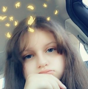 Meet your Posher, Abbey